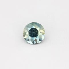 Nangi fine jewelry - green gemstone in gold