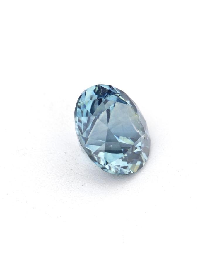 Nangi fine jewelry - blue sapphire gemstone in gold