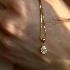Nangi fine jewelry - white lab-grown diamond pendant in yellow gold