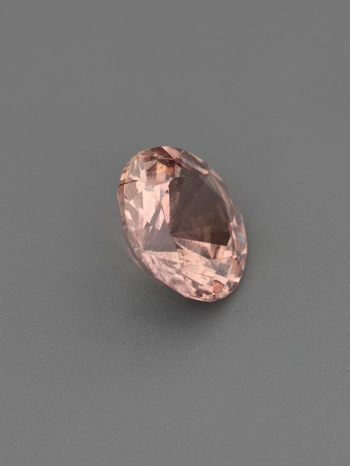 Nangi fine jewelry - pink gemstone in gold