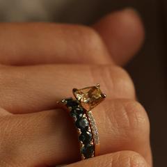 Nangi fine jewelry - teal sapphire ring in gold