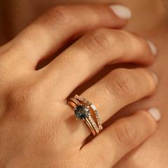 Nangi fine jewelry - green ring in yellow gold