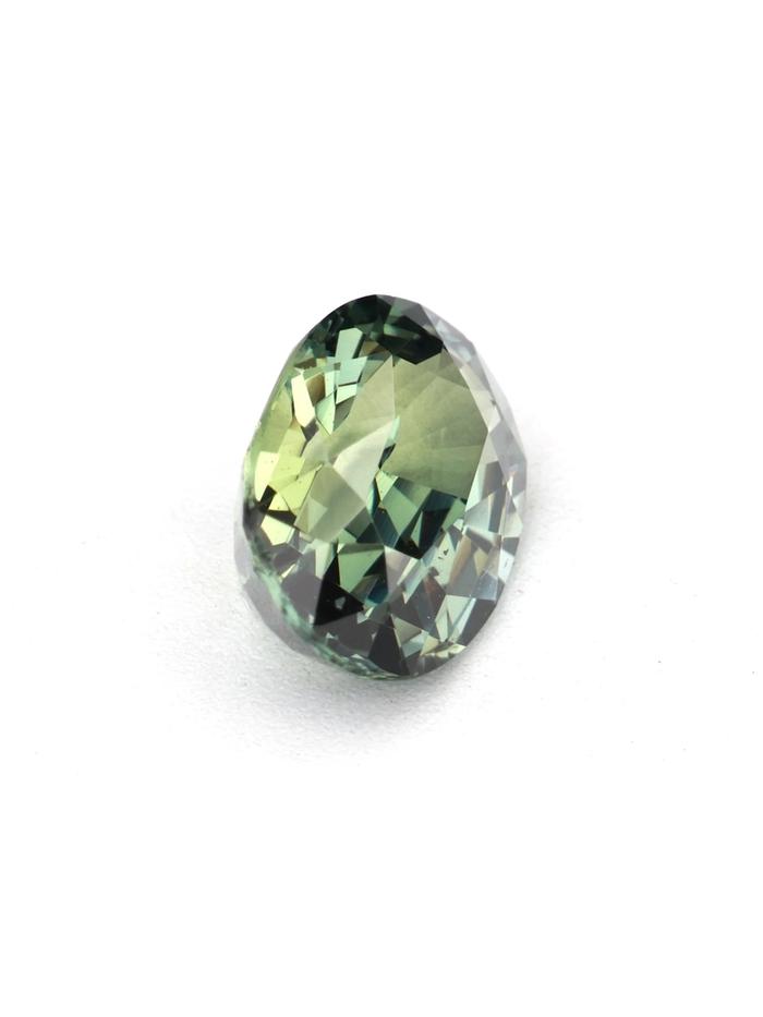 Nangi fine jewelry - green gemstone in gold