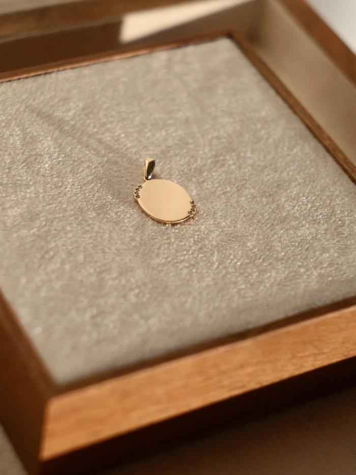Nangi fine jewelry - white lab-grown diamond pendant in gold