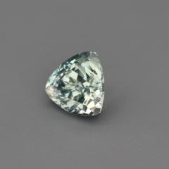Nangi fine jewelry - green gemstone in gold