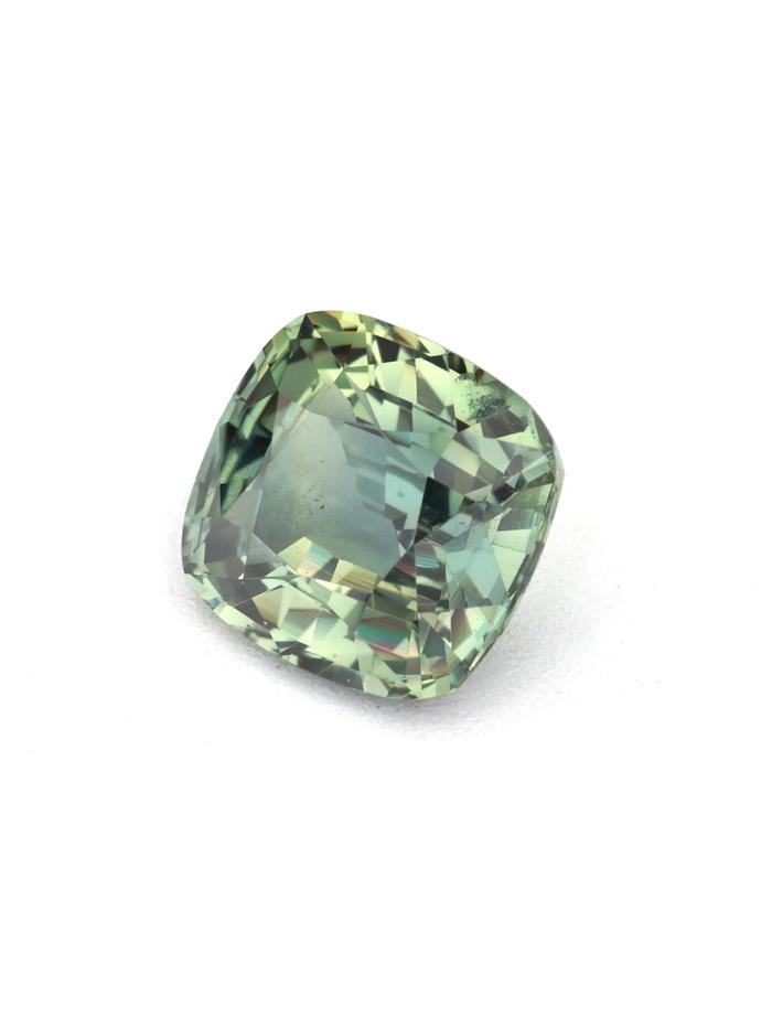 Nangi fine jewelry - green gemstone in gold