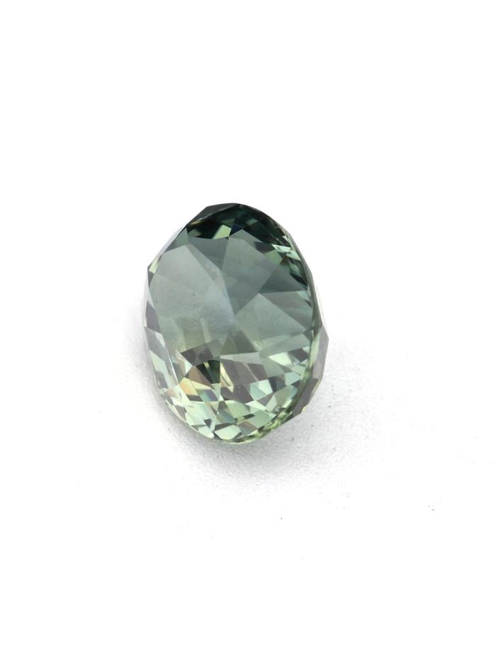 Nangi fine jewelry - green gemstone in gold