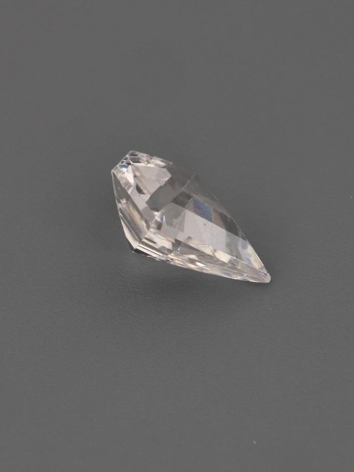 Nangi fine jewelry - champagne gemstone in gold