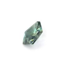 Nangi fine jewelry - green gemstone in gold