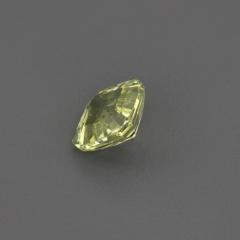 Nangi fine jewelry - green gemstone in gold