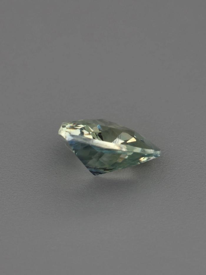 Nangi fine jewelry - blue gemstone in gold