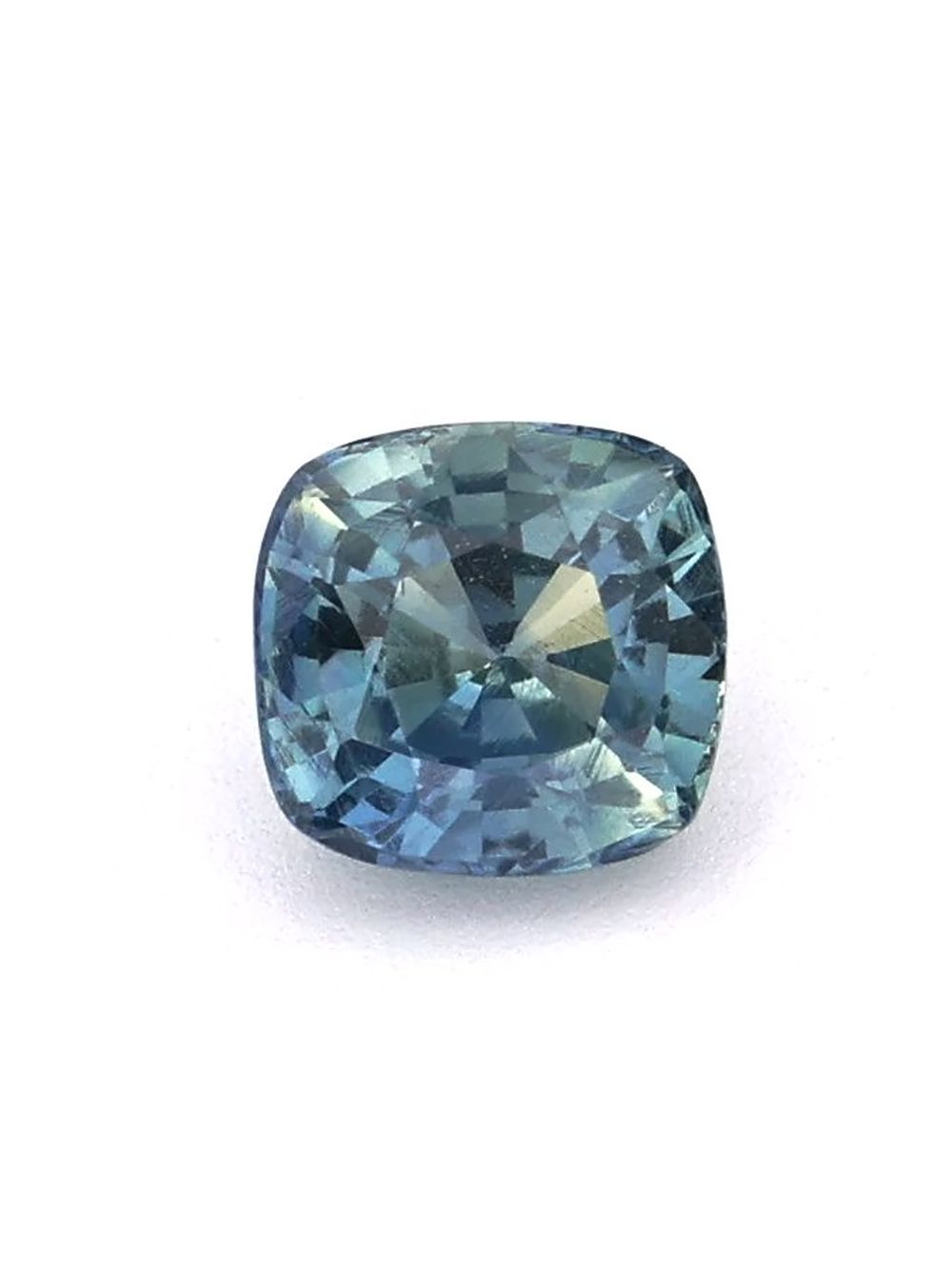 0.89 ct Bicolored, Cushion Cut Sapphire