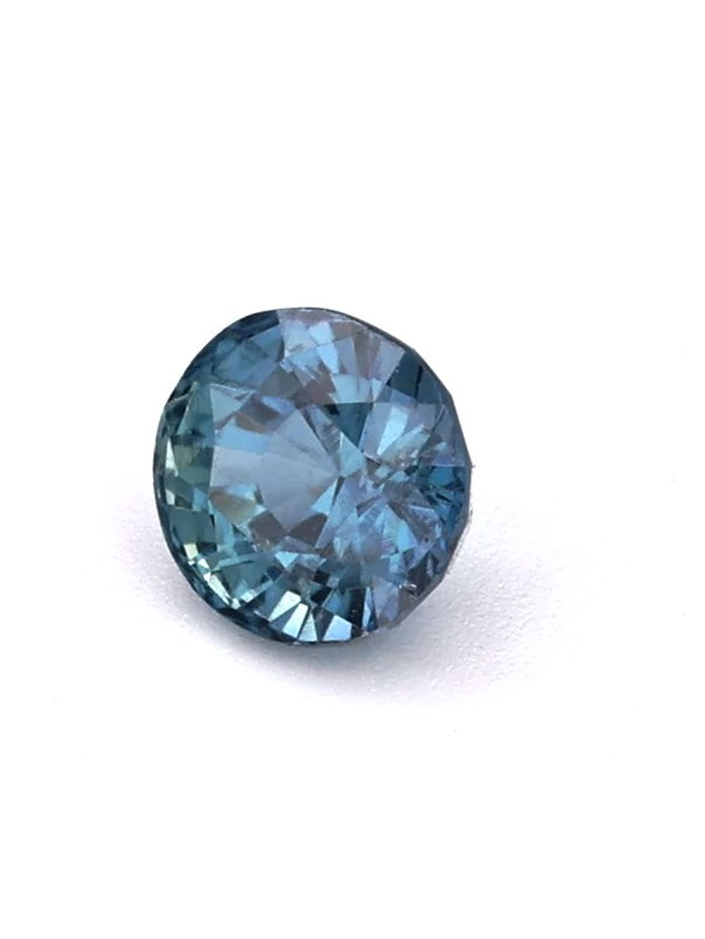 0.95 ct Denim Blue, Oval Sapphire