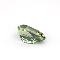 Nangi fine jewelry - green sapphire gemstone in gold