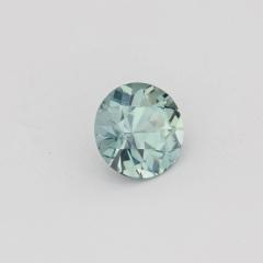 Nangi fine jewelry - green gemstone in gold