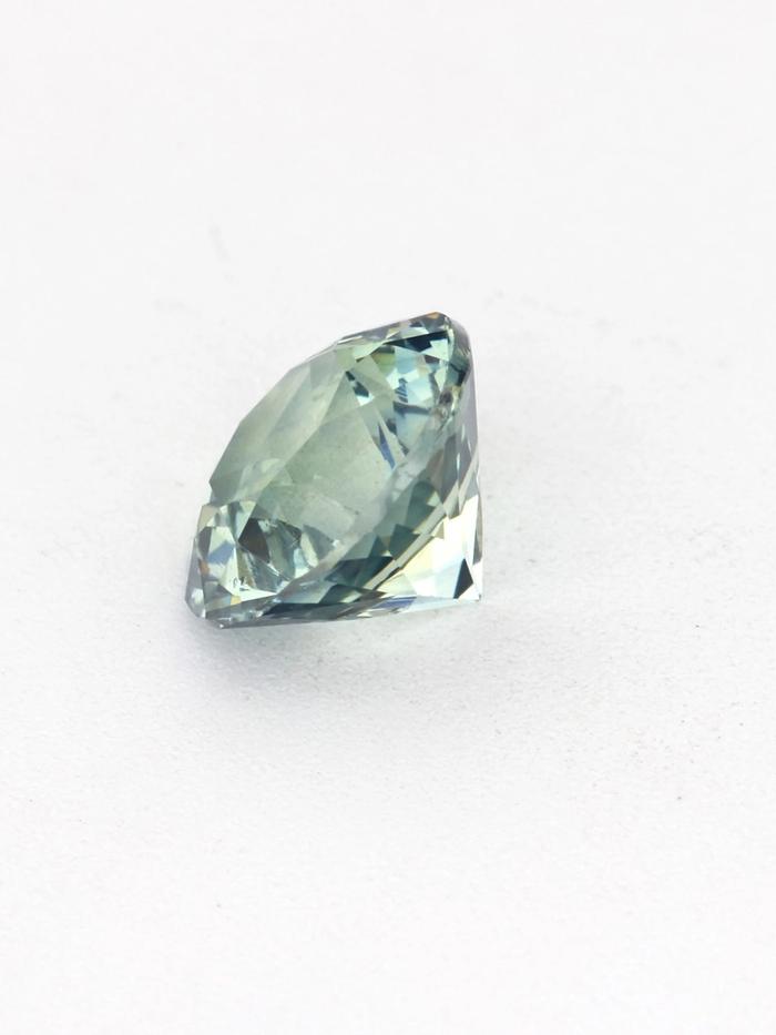 Nangi fine jewelry - blue gemstone in gold