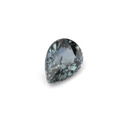 Nangi fine jewelry - green sapphire gemstone in gold
