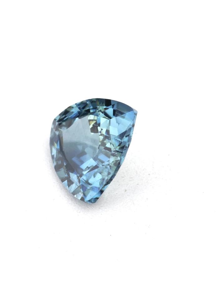 Nangi fine jewelry - teal / Peacock gemstone in gold