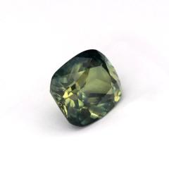 Nangi fine jewelry - green sapphire gemstone in gold