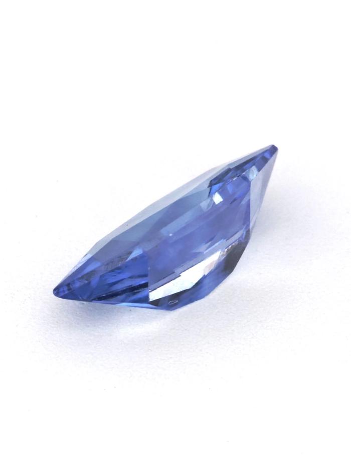 Nangi fine jewelry - purple gemstone in gold