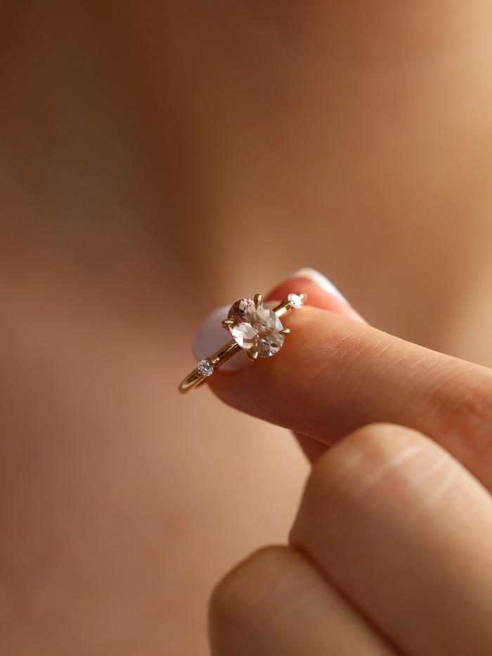 Nangi fine jewelry - champagne ring in yellow gold