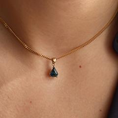 Nangi fine jewelry - blue pendant in yellow gold