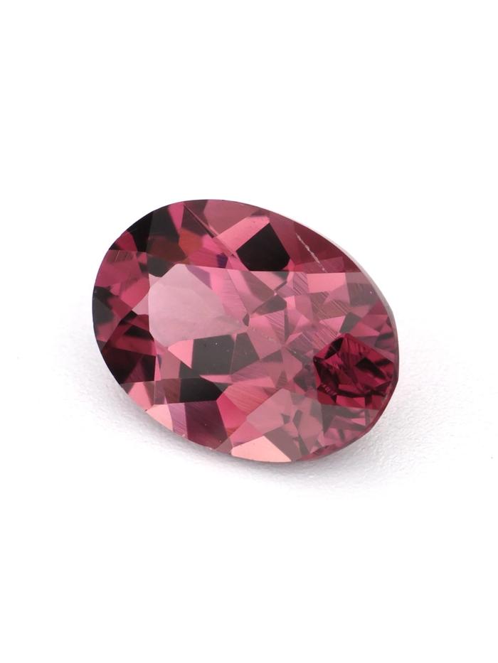Nangi fine jewelry - pink gemstone in gold