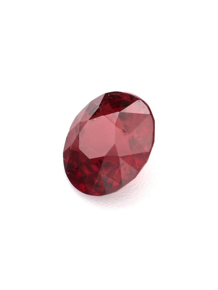 Nangi fine jewelry - red gemstone in gold