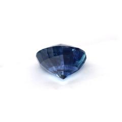 Nangi fine jewelry - blue sapphire gemstone in gold