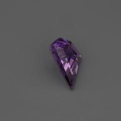 Nangi fine jewelry - purple gemstone in gold