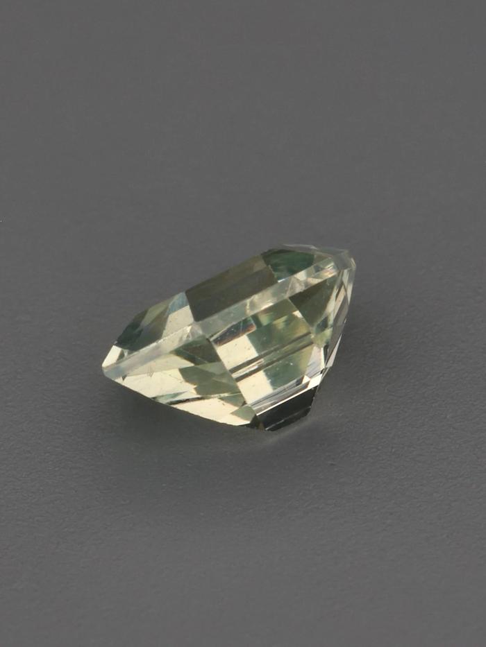 Nangi fine jewelry - blue gemstone in gold