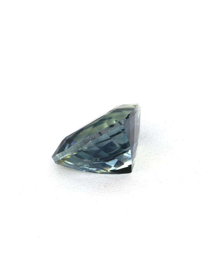 Nangi fine jewelry - blue gemstone in gold