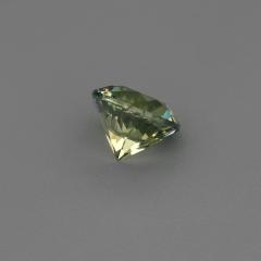 Nangi fine jewelry - yellow gemstone in gold