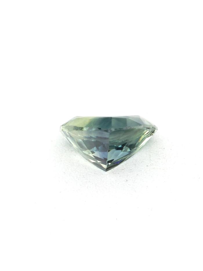 Nangi fine jewelry - green gemstone in gold