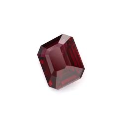 Nangi fine jewelry - red ruby gemstone in gold