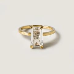 Nangi fine jewelry - yellow iolite ring in yellow gold