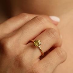 Nangi fine jewelry - yellow ring in yellow gold