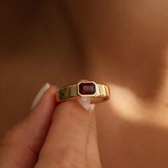 Nangi fine jewelry - red ruby ring in yellow gold
