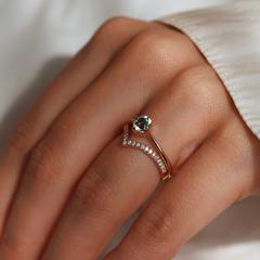 Nangi fine jewelry - white ring in rose_gold