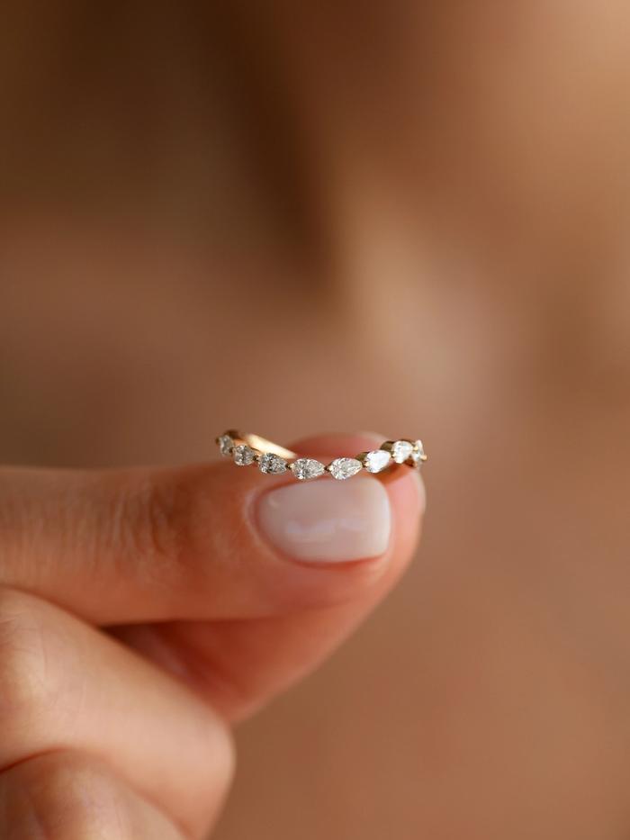 Nangi fine jewelry - ring in yellow gold