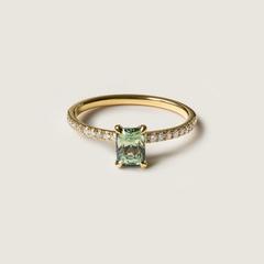 Nangi fine jewelry - green sapphire ring in yellow gold