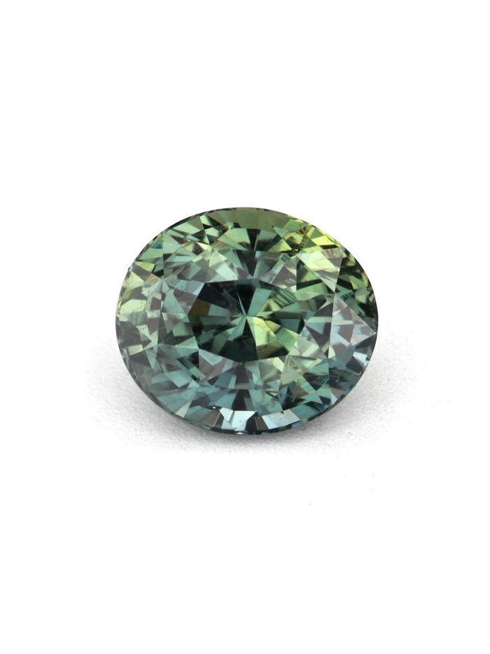 Nangi fine jewelry - green gemstone in gold