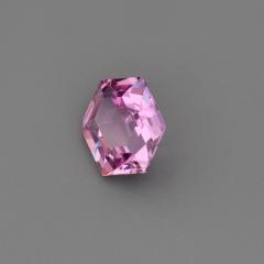 Nangi fine jewelry - pink sapphire gemstone in gold