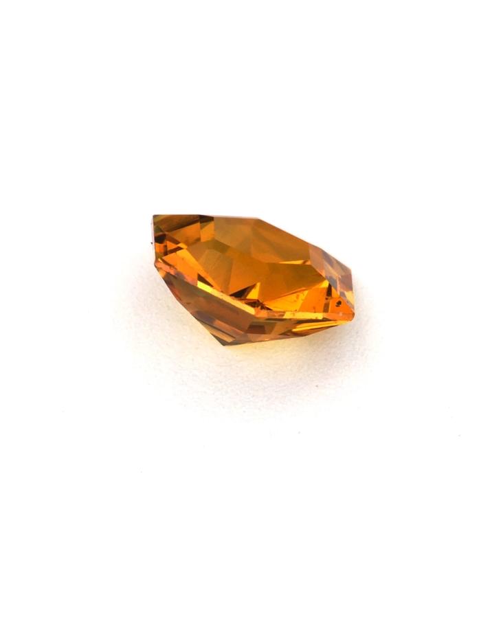 Nangi fine jewelry - orange gemstone in gold