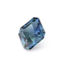Nangi fine jewelry - teal / Peacock gemstone in gold
