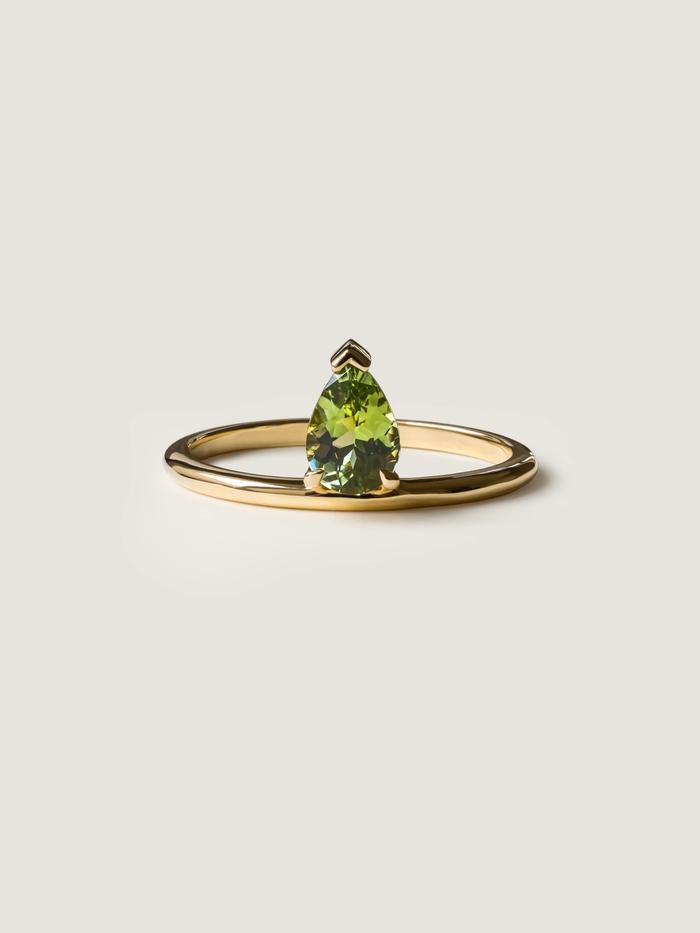 Nangi fine jewelry - green tourmaline ring in yellow gold