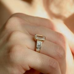Nangi fine jewelry - white ring in gold
