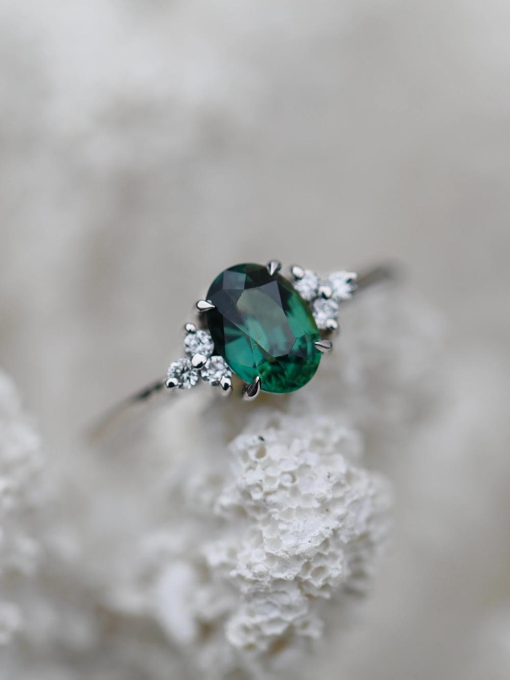 Green Sapphire & Sprinkled Diamonds in White Gold