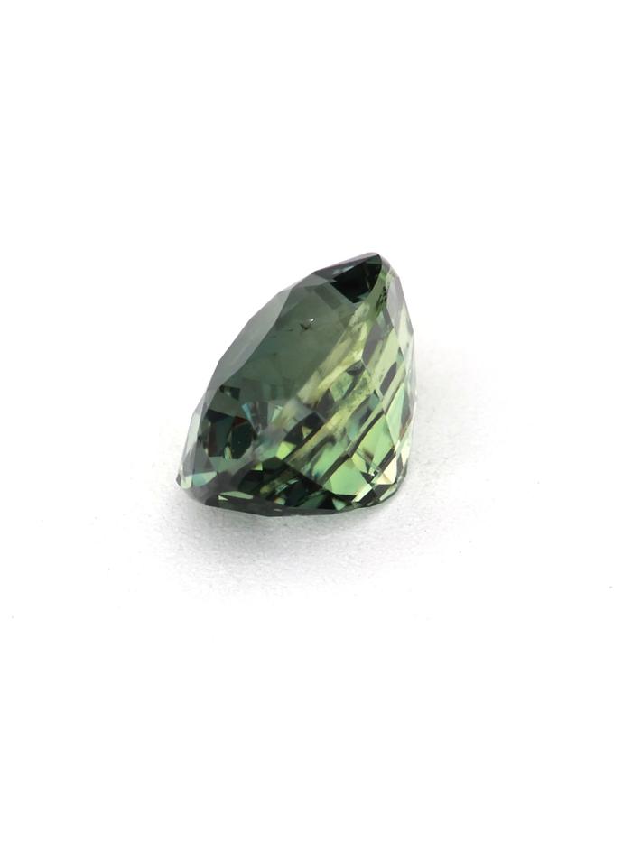 Nangi fine jewelry - green gemstone in gold