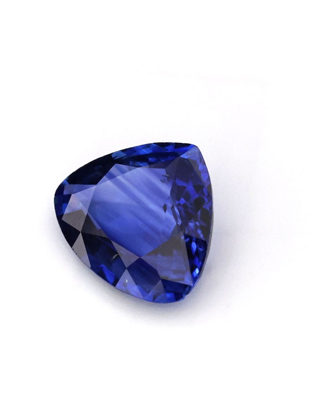 1.15 ct Navy Blue, Trillion Sapphire